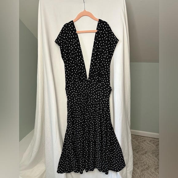 White House Black Market Black Backless Dress with White Polka Dots - Picture 5 of 7